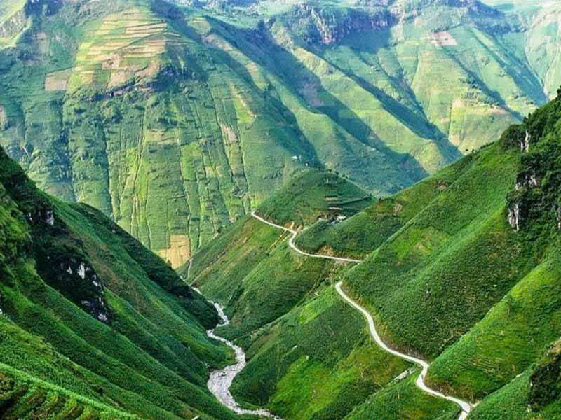 Halong Bay Cruise Package - 8 Days 7 Nights: Hanoi - Halong Bay & Lanha Bay - Ninh Binh - Sapa - Ha Giang