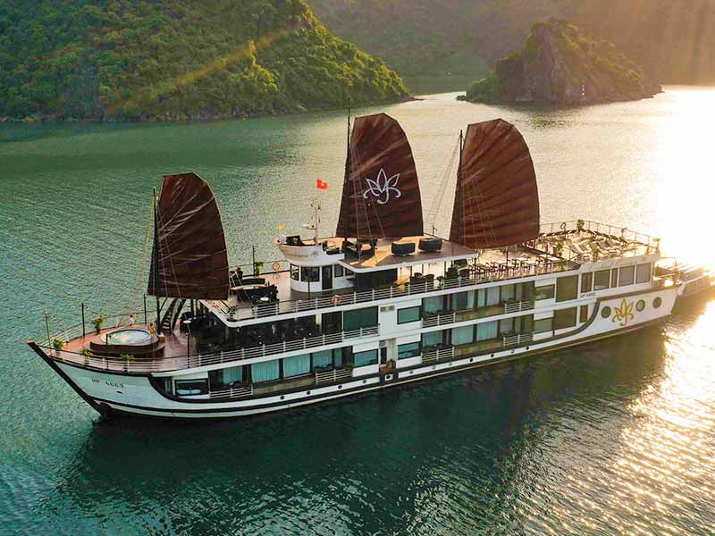 Orchid Classic Cruise - 3 Days 2 Nights - Lan Ha Bay & Cat Ba Island